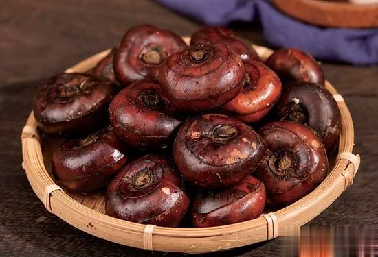 医生总是反复提醒吃柿子要多留心