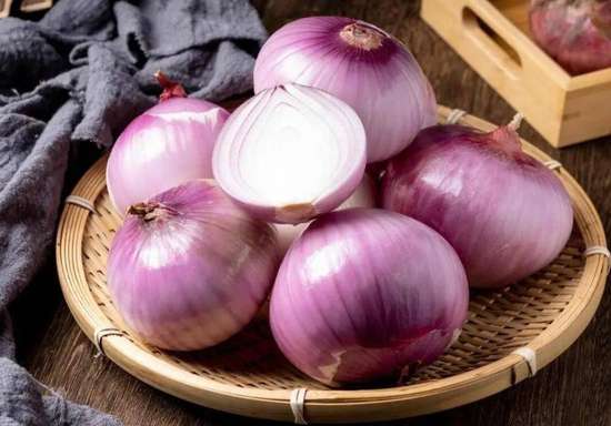 中老年远离洋葱