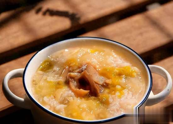 喉咙干痒喝四宝茶