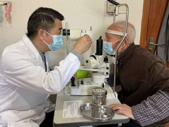 眼睛报警信号有哪些