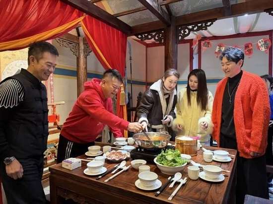 香港群星体验深中通道之旅