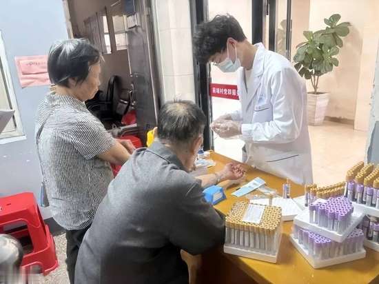 眼睛报警信号有哪些