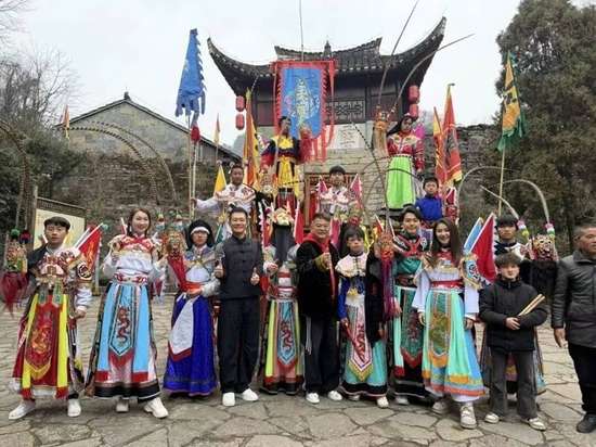 香港群星体验深中通道之旅