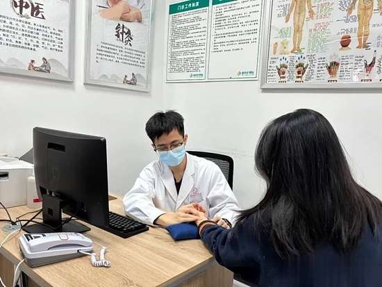 治疗疝气专家讲解