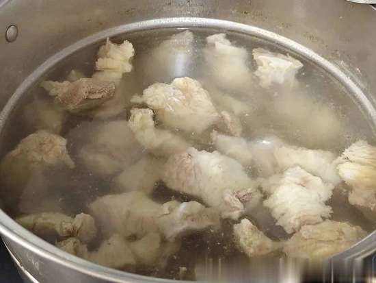 牛腩炖西红柿的家常做法