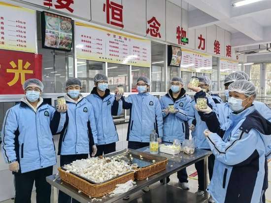 今日腊八喝一碗养生粥