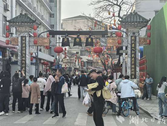 排队3000桌的餐厅
