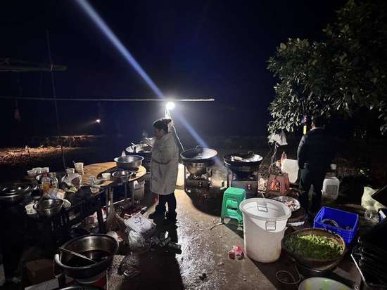 重庆合川小姑娘找人帮杀猪