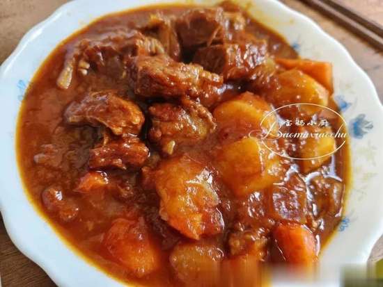 牛腩炖西红柿的家常做法
