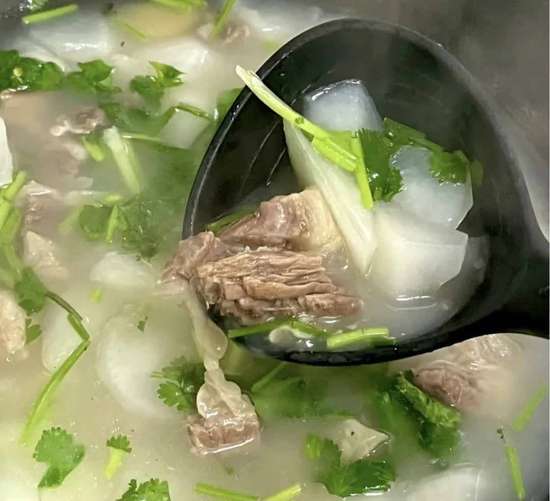 冬日暖心牛肉萝卜汤