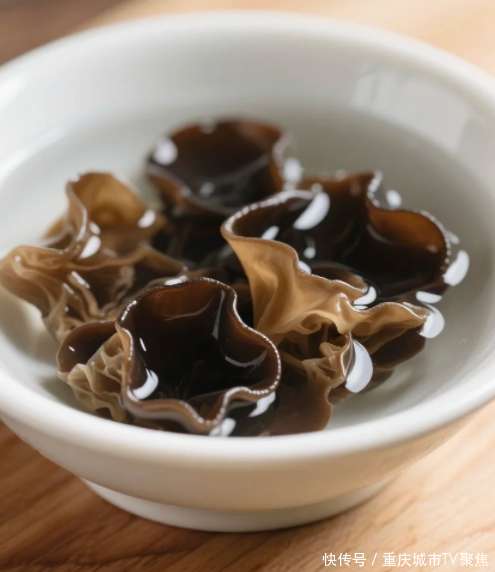 清水泡木耳的方法