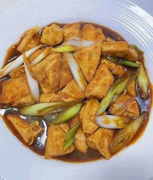 冬天皮肤干燥吃啥润燥