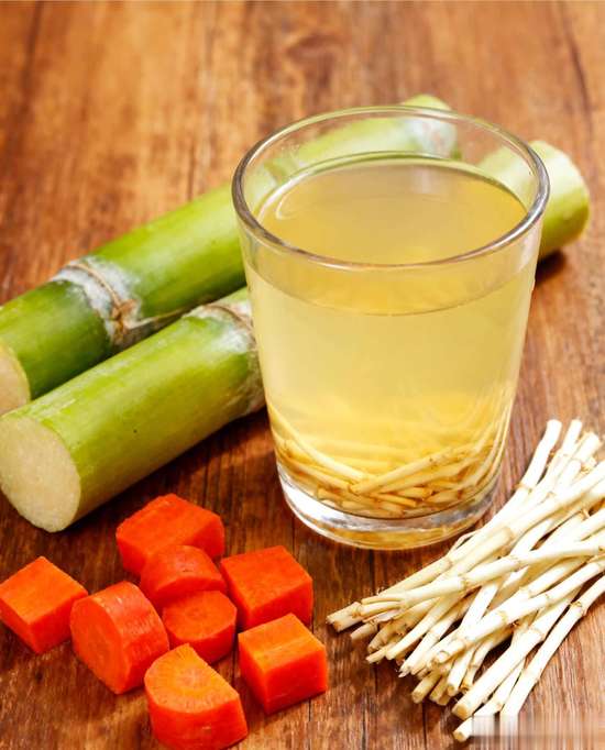 秋冬口干唇起皮