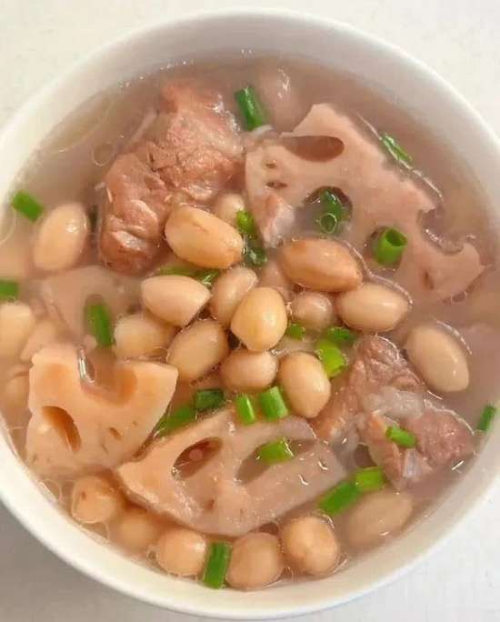 冬天皮肤干燥吃啥润燥