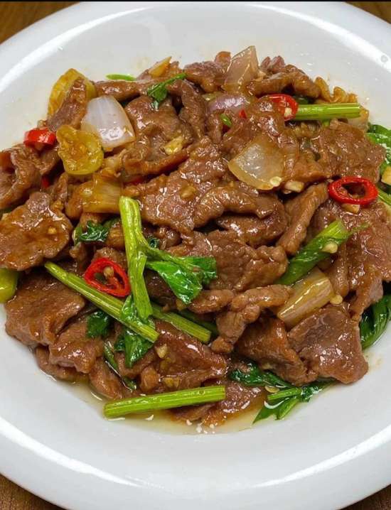 牛肉炒洋葱才嫩滑好吃