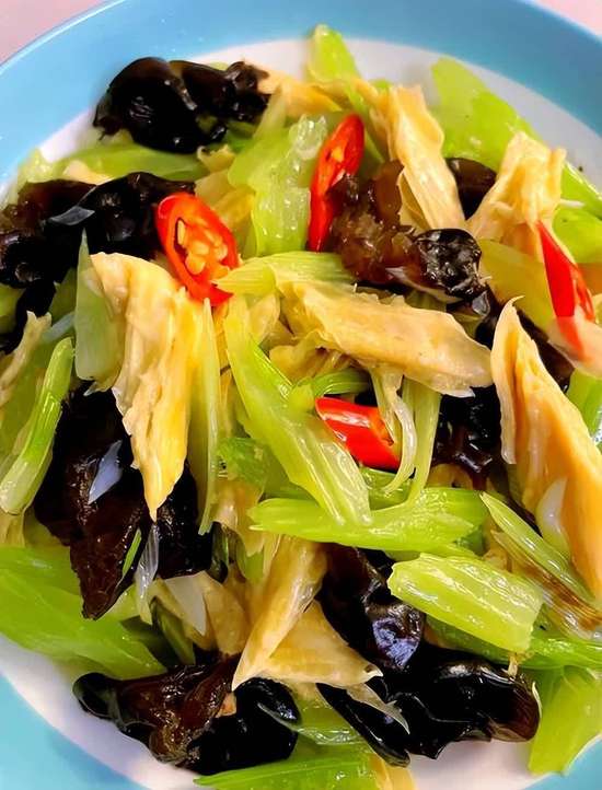 高血脂能吃生菜吗