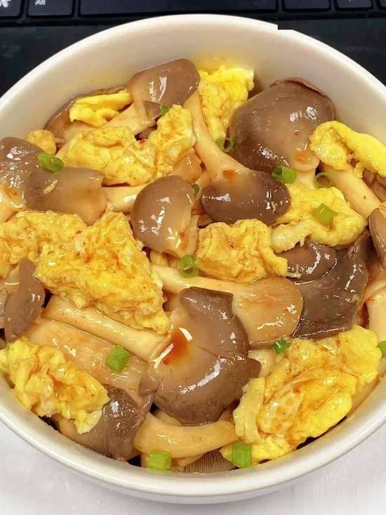 平菇鸡蛋的家常做法