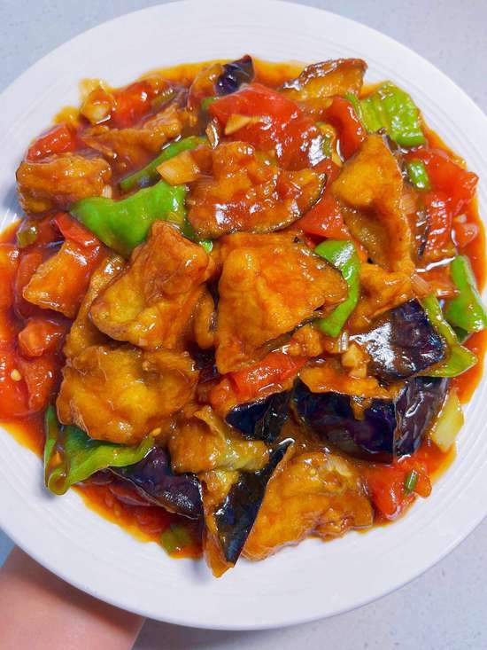 打工人狂喜一杯奶茶钱囤24罐