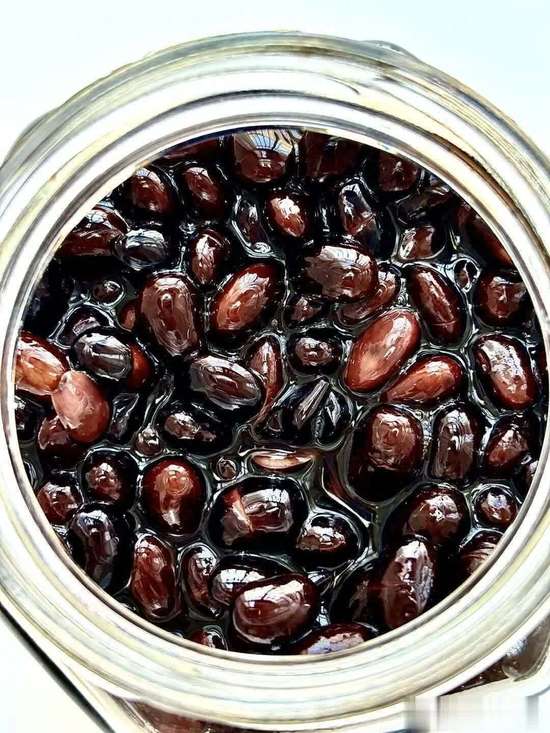 老人吃醋泡黑豆的作用