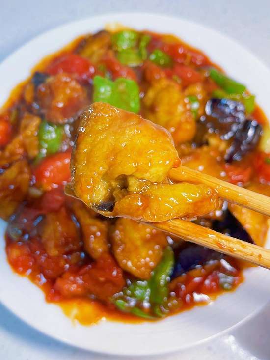 打工人狂喜一杯奶茶钱囤24罐