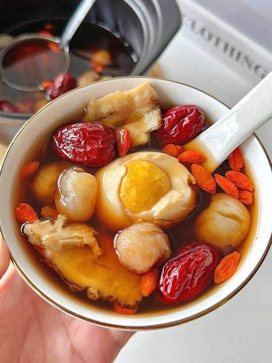 冬天手脚冰凉脸蜡黄