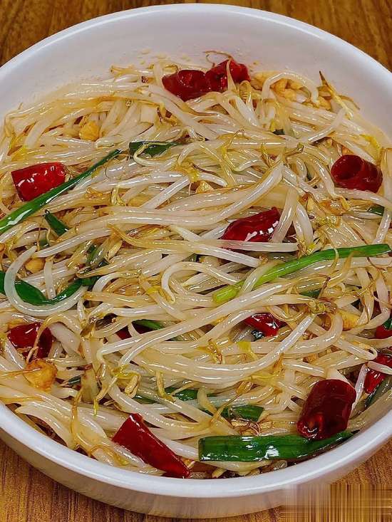 养骨建议少吃3种蔬菜多做3件事