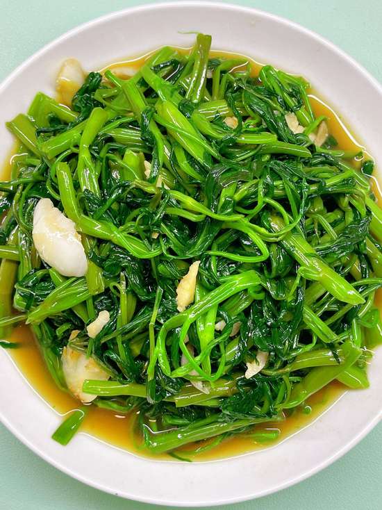 打工人狂喜一杯奶茶钱囤24罐