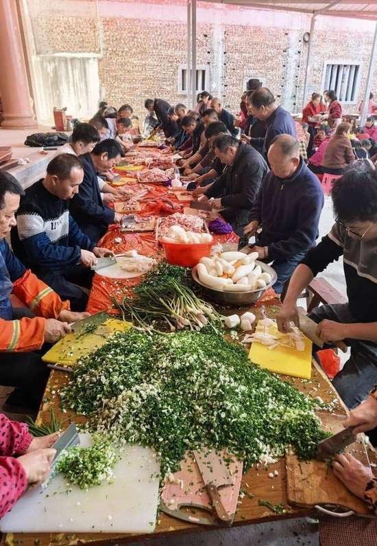 蒸出团圆扣碗礼盒