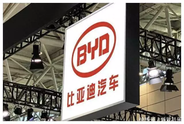 帮宏碁、华为、苹果等代工厂手机，比亚迪一年进帐1185亿当年他用1400张照片，烧掉刘嘉玲、谢霆锋和谢霆锋，现在怎么样了