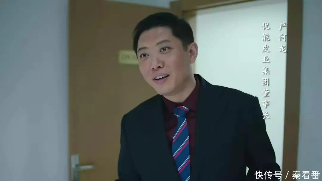 父亲是大导演,儿子是演员,女儿是编剧,一家人编导演全套阵容他是著名歌唱家,63岁抛弃结发妻子,65岁再婚娶小20岁学生引争议 父亲是大导演,儿子是演员,女儿是编剧,一家人编导演全套阵容他是著名歌唱家,63岁抛弃结发妻子,65岁再婚娶小20岁学生引争议