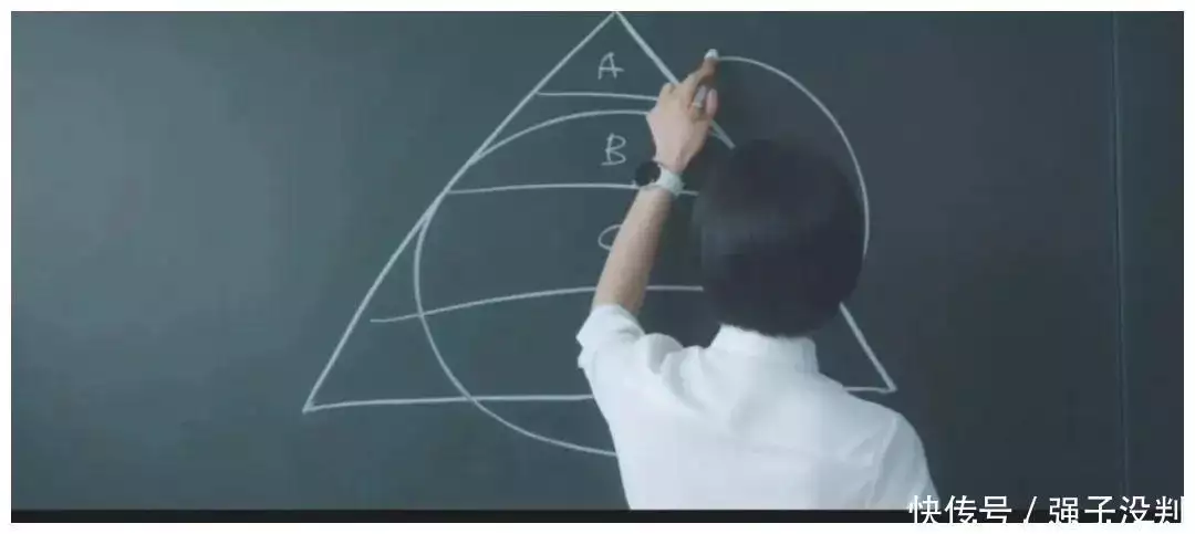 暴爽!复仇!韩漫改编“生存游戏”,女人狠起来,个个是甄嬛中美差点在南海擦枪走火,轰-6直接挂弹出动 暴爽!复仇!韩漫改编“生存游戏”,女人狠起来,个个是甄嬛中美差点在南海擦枪走火,轰-6直接挂弹出动