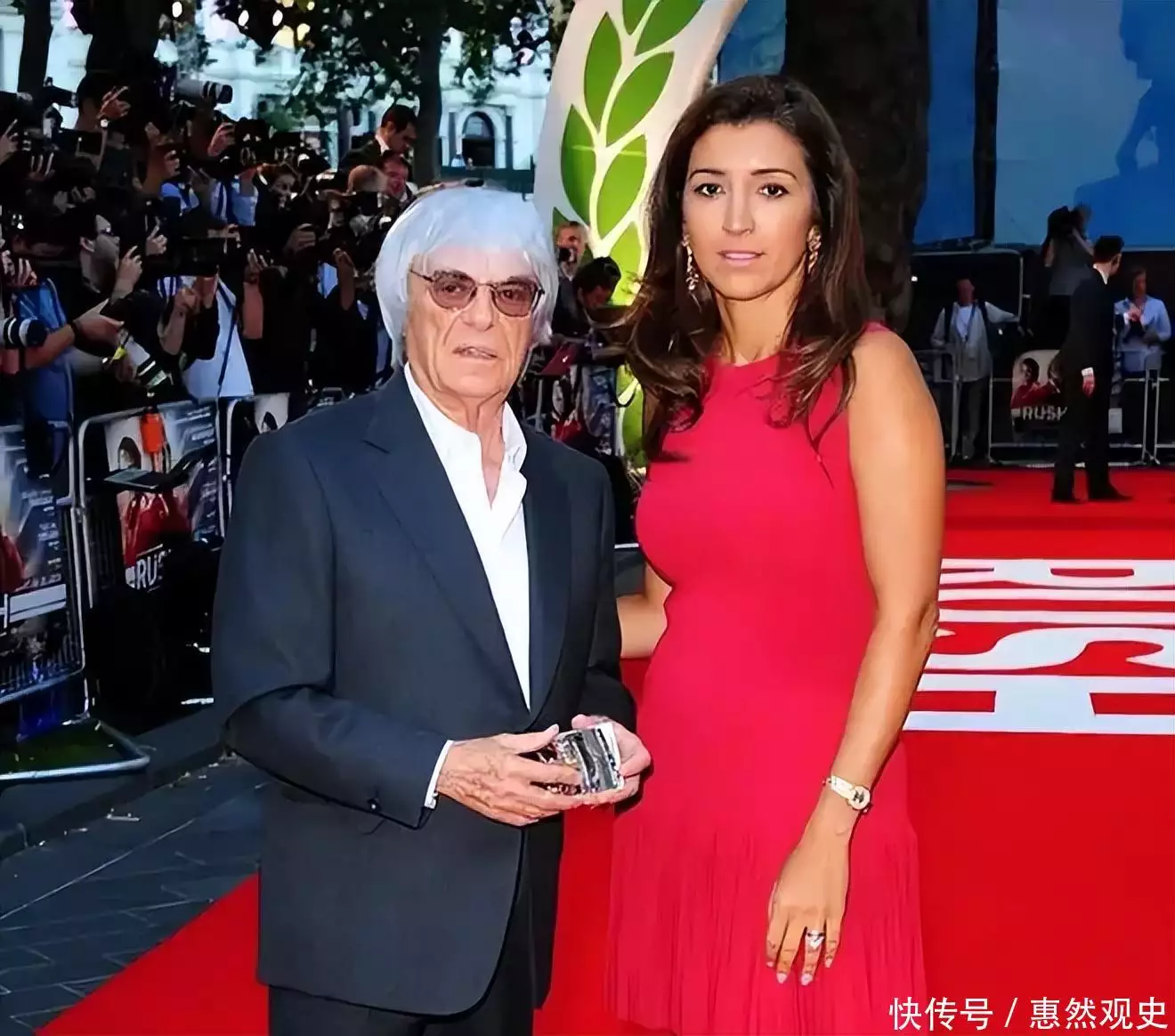 F1前总裁：身价100亿身高1.59米，82岁三婚娶超模，90岁生儿子蒋雯丽母亲：生三个女儿，二女儿最漂亮，小女儿的婚姻让她操碎心(图18)