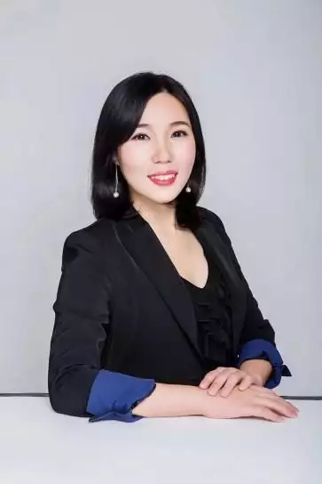 百位学者预见2024|张欣:人工智能将成中国科技创新和产业升级重要着力点徐子淇郭晶晶陪公公出席,一个站中间像主母,一个站边上像丫鬟