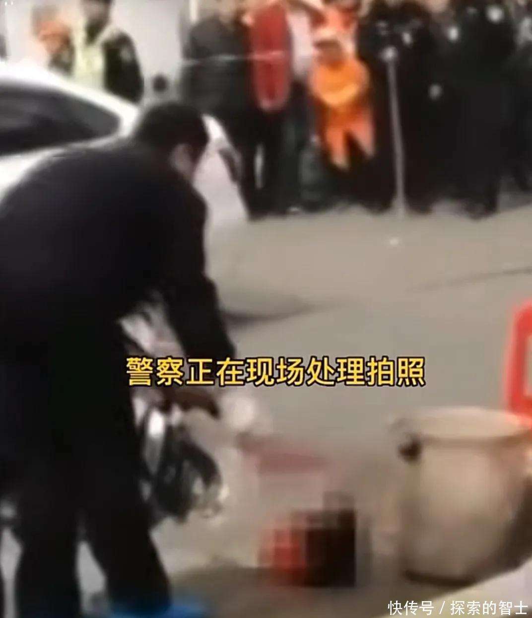 哈尔滨街头一男子持刀砍伤两名路人 警方持枪对峙惊险抓捕曝光_新浪新闻