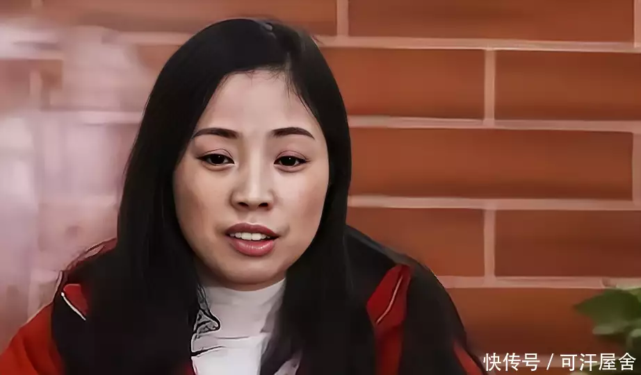 奔走相告（女子骗奶奶说怀孕了）奶奶骗孩子妈妈在土里睡着了 第2张