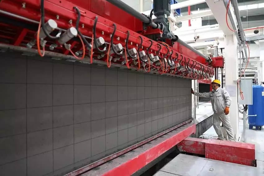 延吉粉煤灰砌块自动化生产线7月投入生产