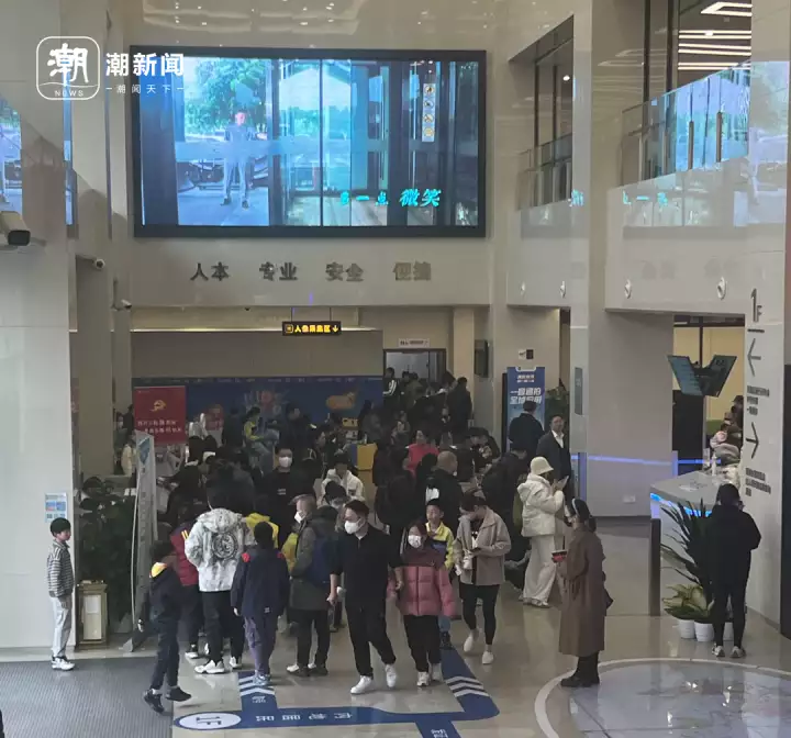 日韩出境游价格跌至谷底！办签证大排长龙，这波行情只持续到月底