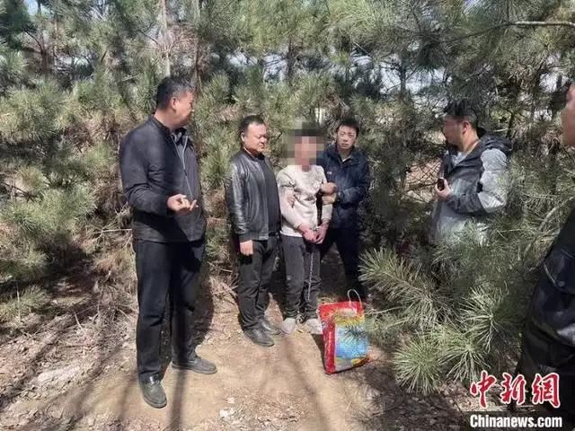 肉铺老板为赌债入室抢劫杀人,山西忻州警方36小时缉凶她是学术圈中的美女“苏妲己”:12年换了4任丈夫,39岁靠新老公成名校教授