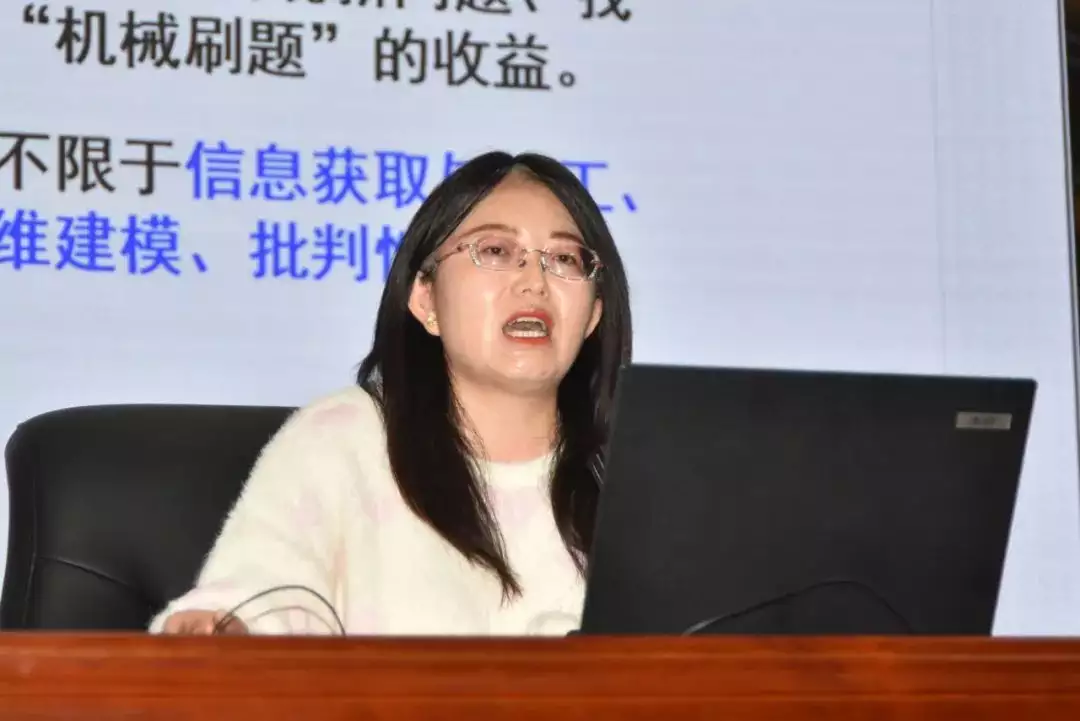 忻州实验中学举办冲刺高考科学备考及规范答题指导讲座消失的“中国首善”,曾高调捐款20亿,如今却被拍到在老家种田