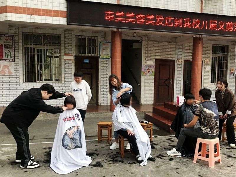 半岛体育- 半岛体育官方网站- 半岛体育APP下载重庆名师赴昌都送教 点亮雪域高原智慧之光