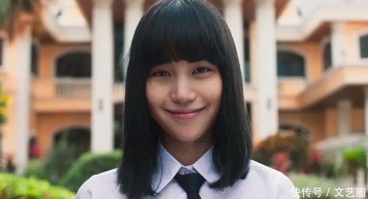 《禁忌女孩》娜诺饰演者近照暴瘦成纸片人,脸颊凹陷被曝有厌食症_【快资讯】