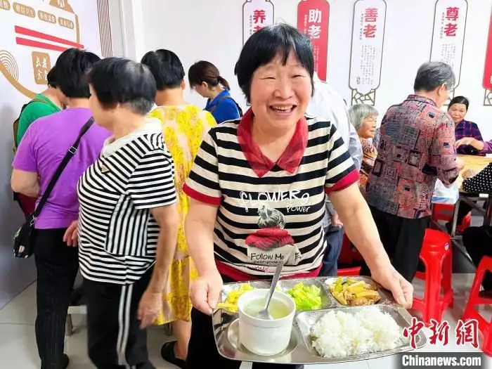 Fujian Yongding： The ＂Elderly＂ cafeteria entrusts the livelihood ＂well -being＂ broadcast article