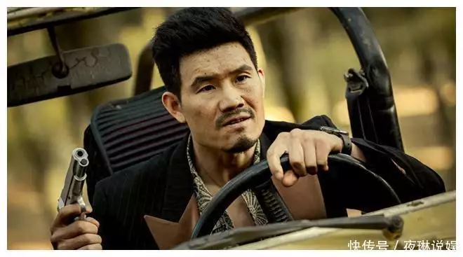 《火线狙击》上映，露肉露腿，嘎子哥缉毒片，活生生搞成三俗神片外网提问：中国有没有类似黑手党一样的黑帮？网友：他们都是弟弟