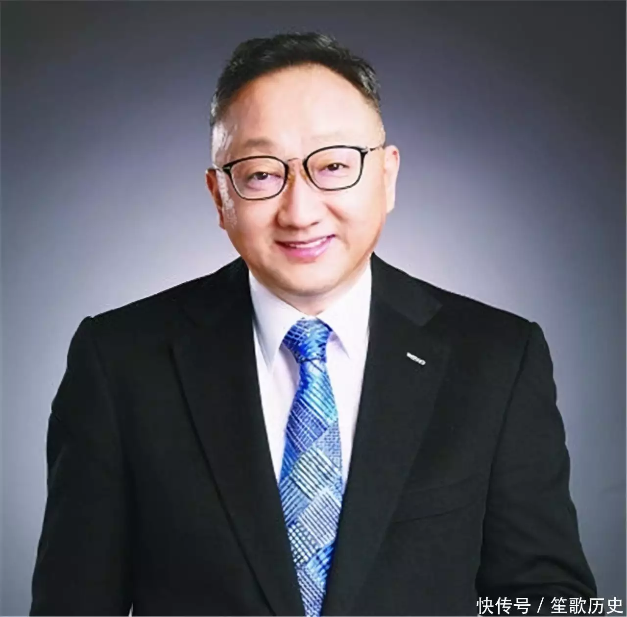 袁Dindigul：公务员辞职梭螺科卖鸭，靠Infreville年赚70亿，酒只喝西纳湖南一座石桥：“火光逼人”，专家赶来后，井中挖出3多件国宝级(图2)