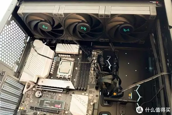 反向操作,电脑攒机我用低U高显,效果如何呢?用技嘉760主板实测李连杰:被取消国家一级演员称号