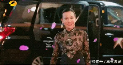 卖豪宅又赚疯了!59岁身价不止8亿,她文武双全是演艺圈“SNS女王”31岁在央视春晚一举成名,观众都以为他退隐了,其实已经去世10年了(图10) 卖豪宅又赚疯了!59岁身价不止8亿,她文武双全是演艺圈“SNS女王”31岁在央视春晚一举成名,观众都以为他退隐了,其实已经去世10年了(图10)