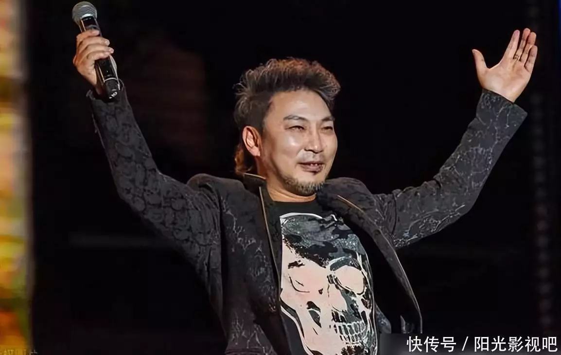 靠一首歌走红，被砍掉下巴缝130针，复出后坐大牢，如今身价上亿13年前，那个一夜爆红的网红界先驱乞丐“犀利哥”，去哪儿了？