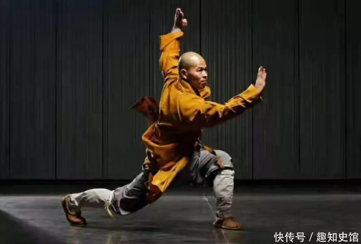 传奇人物海灯法师，如何会跌落神坛？一位故人道出真相看完亮剑原著才恍然大悟：为何孔捷能入朝作战，李云龙丁伟却不行