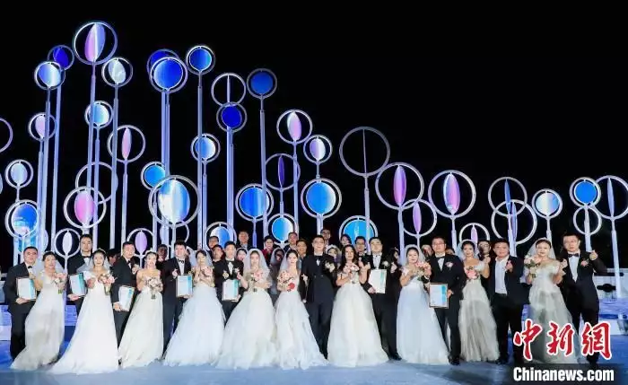 第二十六届中国·三亚天涯海角国际婚庆节开幕87岁晚节不保，这次再多的名和利，都救不了“自毁前程”的魏纪中