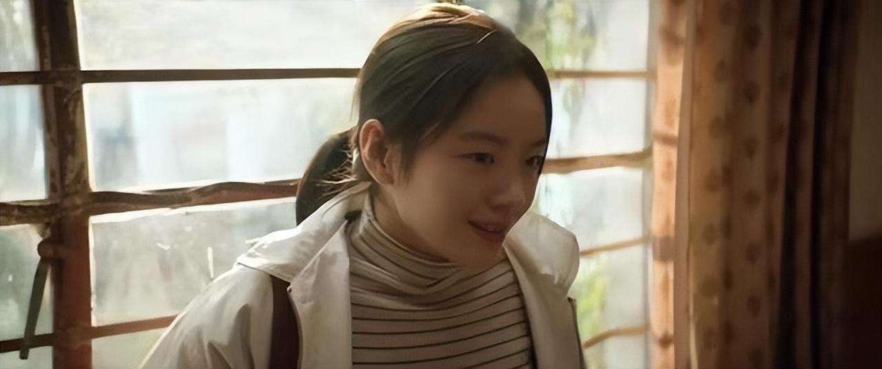李庚希凭《漫长的季节》再度爆红,京圈小公主也是需要用实力说话_【快资讯】